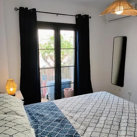 Apartment Santo Cristo 11 *